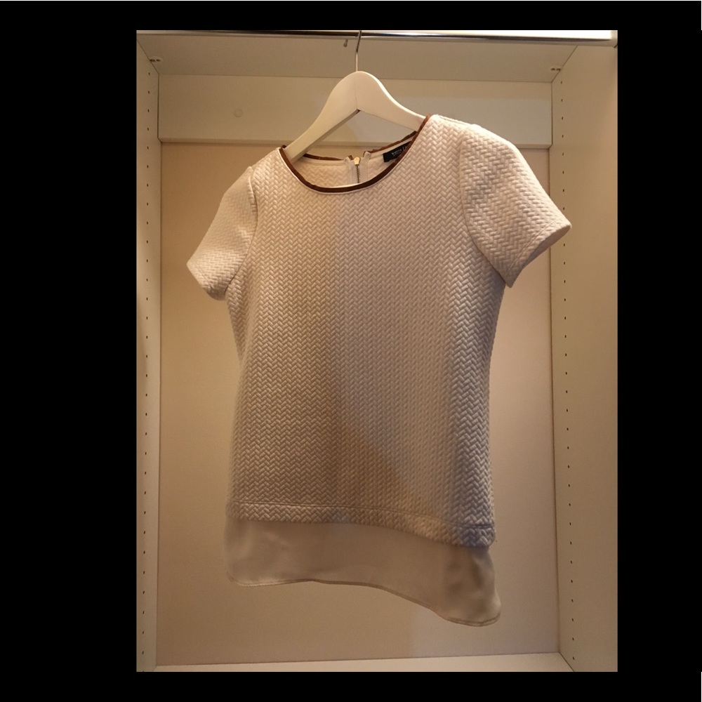 Cute blouse